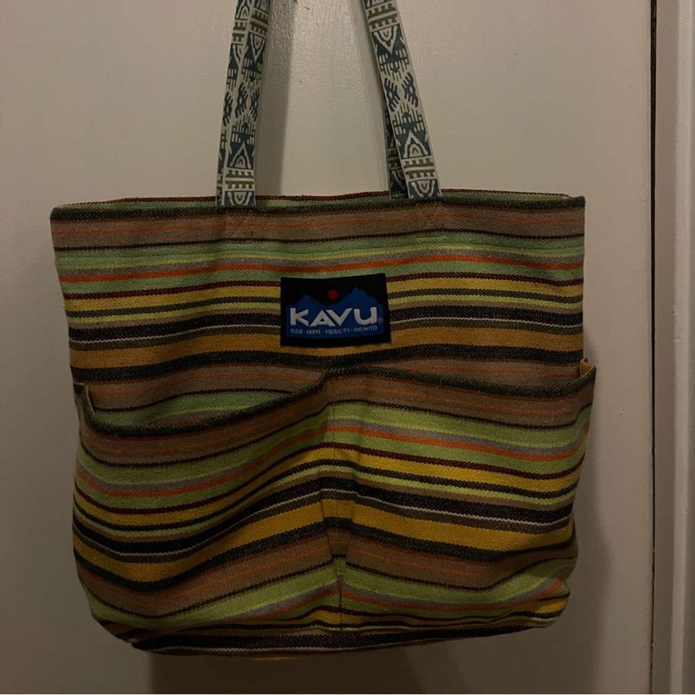 KAVU UO